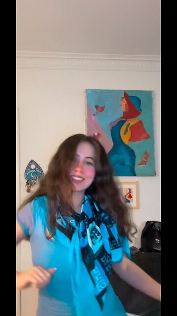 How does your hair air dry? #airdry #wavyhair #fyp