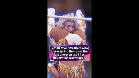 Female WWE wrestlers