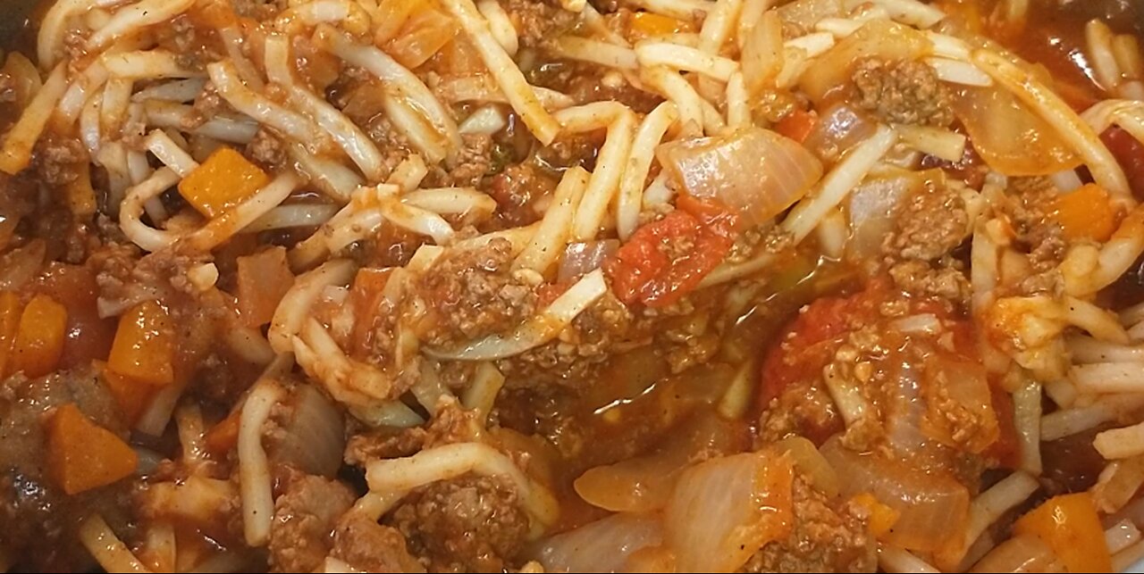 QUICK KETO GOULASH