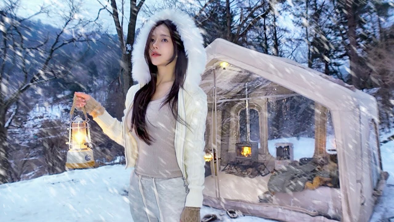 🌨A night with a dog in an air tent in the snowy mountains 🐕 ｜ Hot