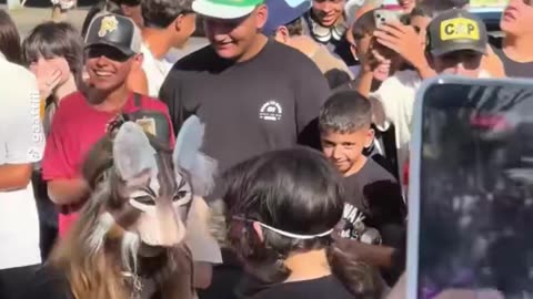 Adolescentes protagonizan insólita pelea 'therian' en Uruguay