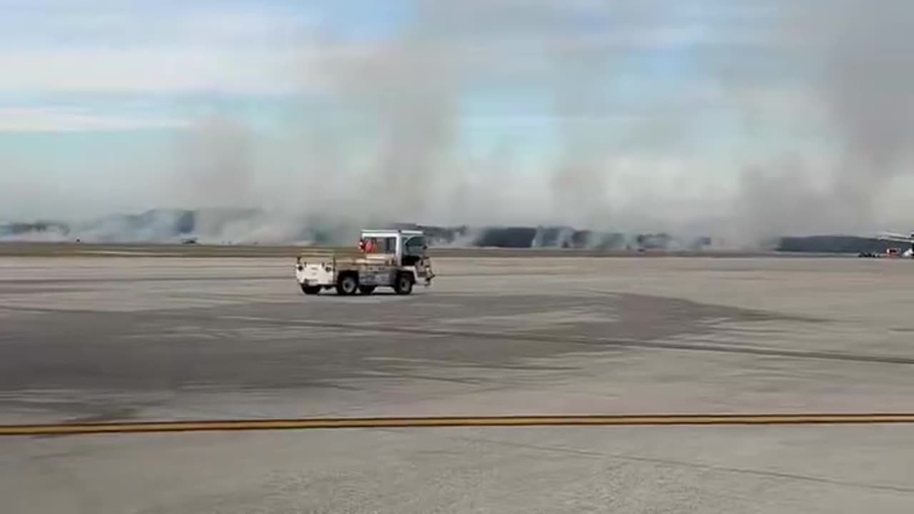 Incident involving United Airlines aircraft reported at Dulles International Airport