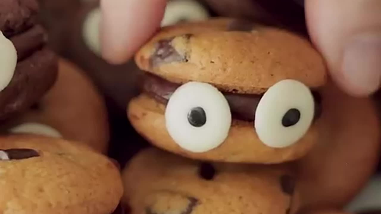 Halloween Ganache Chocolate Chip Cookies #Shorts #Baking