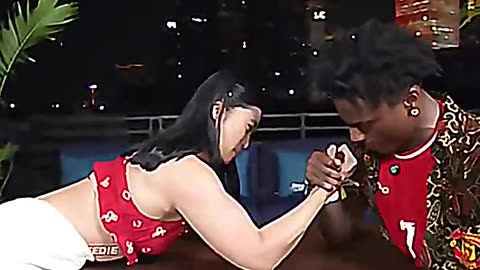 Ishowspeed arm wrestle a girl