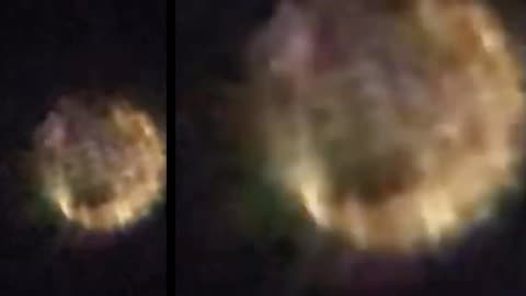 Ce qui se passe à Saturne le télescope a attrapé un OVNI.
