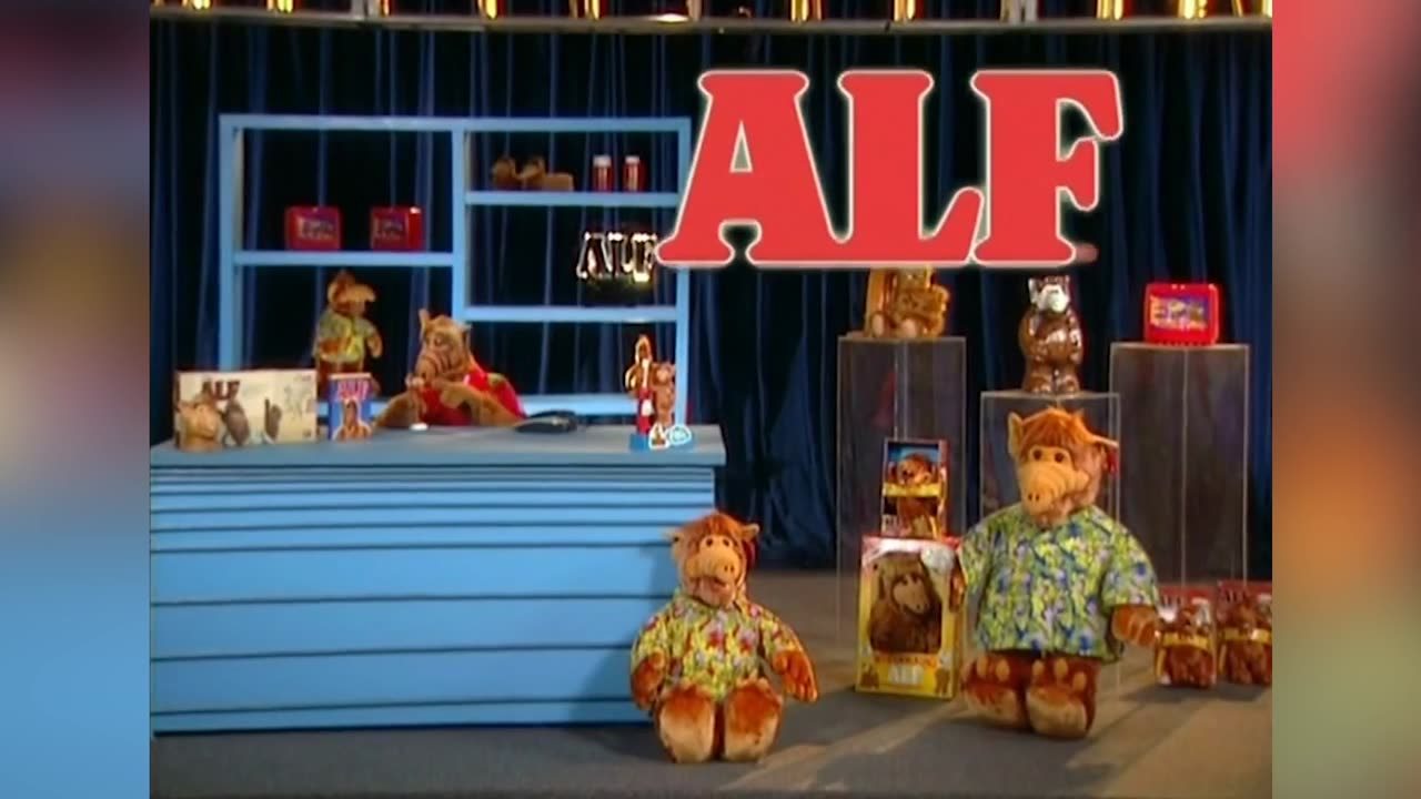 ALF Loves a Mystery Roasted! Hilarious 80s Riff Fest!"