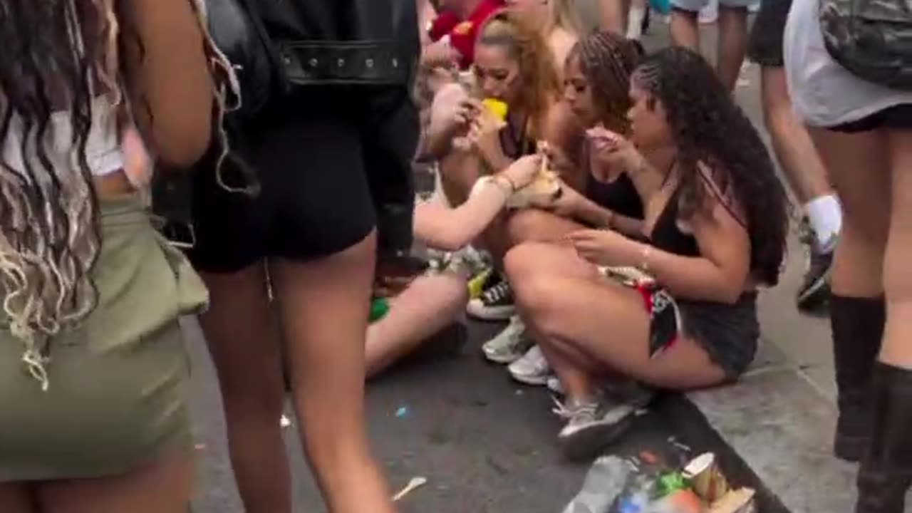 Non è Calcutta. È Londra