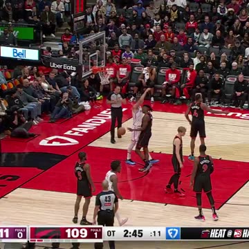 NBA - TYLER HERRO WITH THE CLUTCH OVERTIME AND-1 😤😤