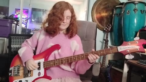 Queen Night at the Opera bass covers: #5 39/Queen bass play along by Cara