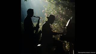 MusicMe - Smooth Amber Groove