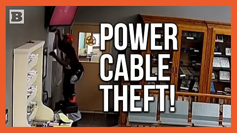 Theft of The Power Cord! Man in Scarface Shirt Steals Cable to Charge His Phone