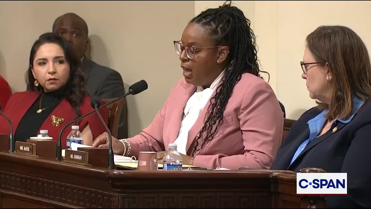 Kristi Noem CLASHES With Dem At Hearing