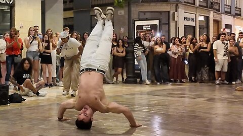 Street Performers in Action 🎶 Malaga – Costa del Sol