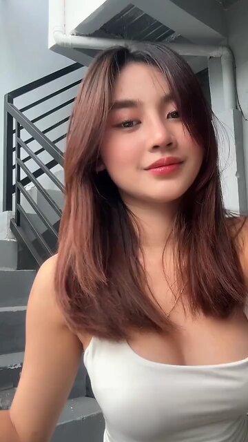 #tiktoktrend #trend #outdoors #ocean #StarsEverywhere #tiktok #foryou#dance #vannda #cutegirl#remix