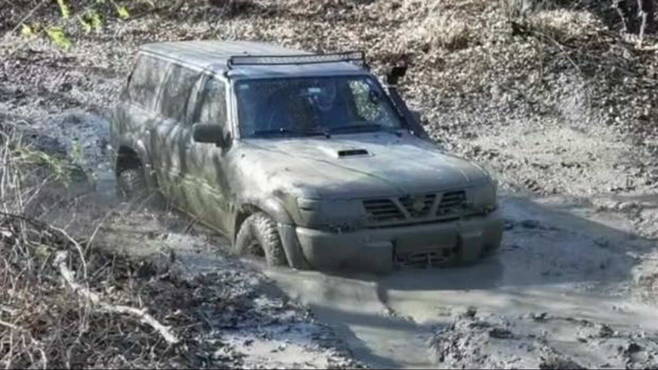 2x Nissan Patrol SUV