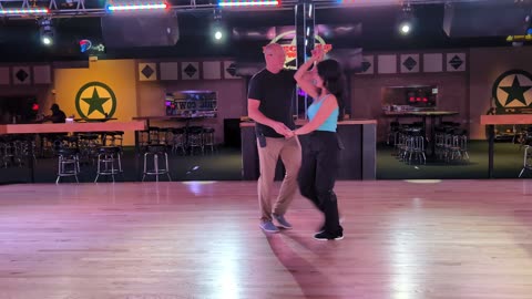 West Coast Swing @ Electric Cowboy with Wes Neese 20250928 185954847