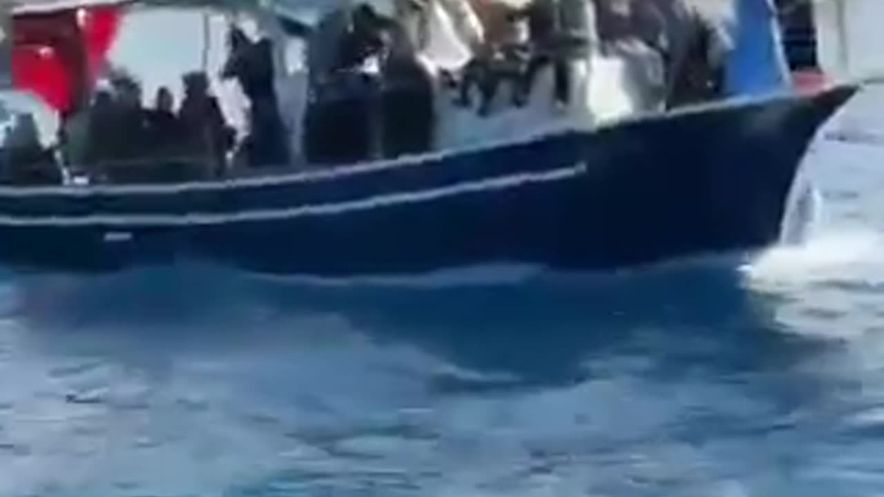 "Second wave" of the flotilla to Gaza left Turkey towards the Strip