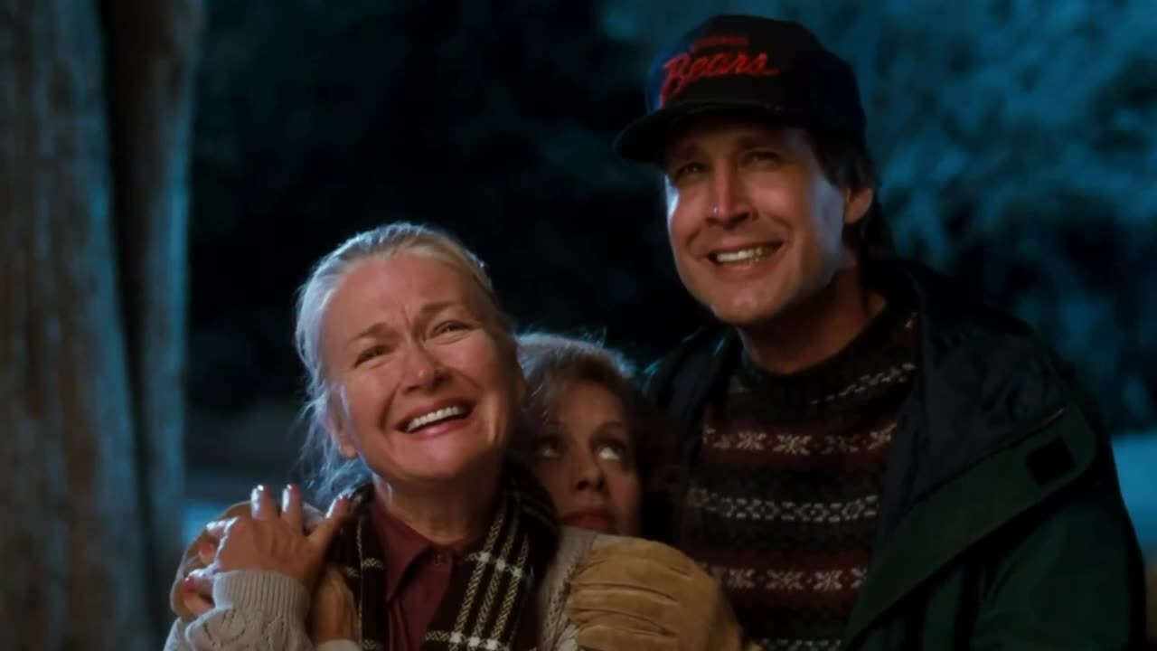 🚨 LMAO! Great new Christmas video just out from the White House 🤣