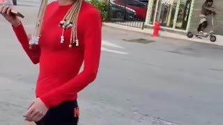 Woman gets offended by a white girl with braids