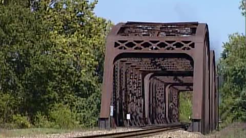 STEAM TRAIN VIDEO - GOLDEN AGE OF STEAM: Steam In The Autumn *