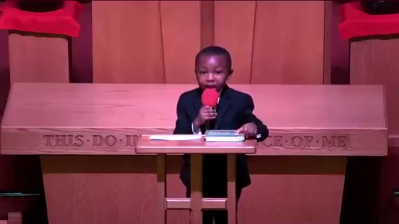 Kid preacher goes innnn 🙌🏾🎉🙏🏾😇