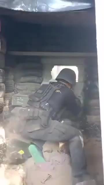 🇰🇭 Entrenched Cambodian Soldiers Look Strait from WW2