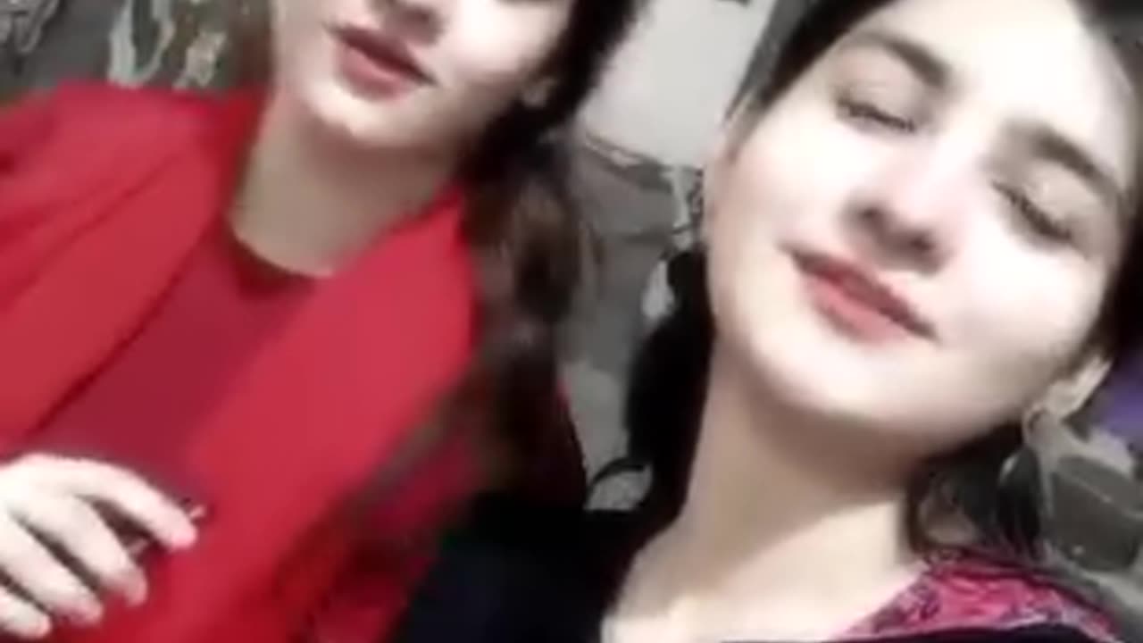 مخندمه حب حياتي