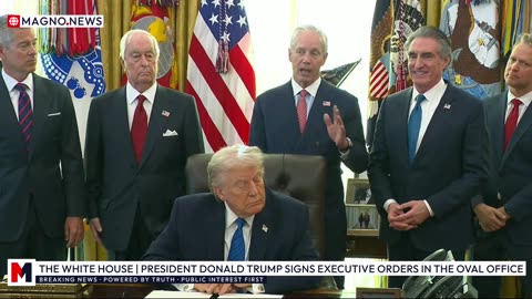 🇺🇸 The White House | President Donald Trump Signs Executive Orders in the Oval Office [LIVE]
