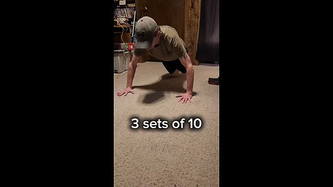 Quick Workout! #Workout #pushups #viral