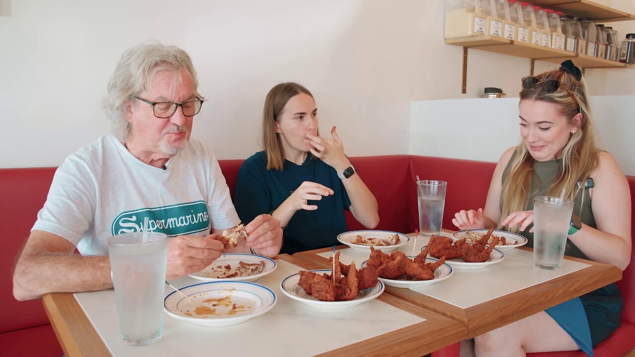 #reaction , James May tries the 'hottest wings in