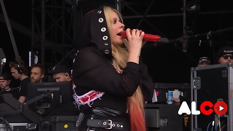 Avril Lavigne en Glastonbury 2024