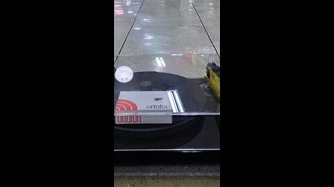 Oracle Alexandria MK3 Turntable