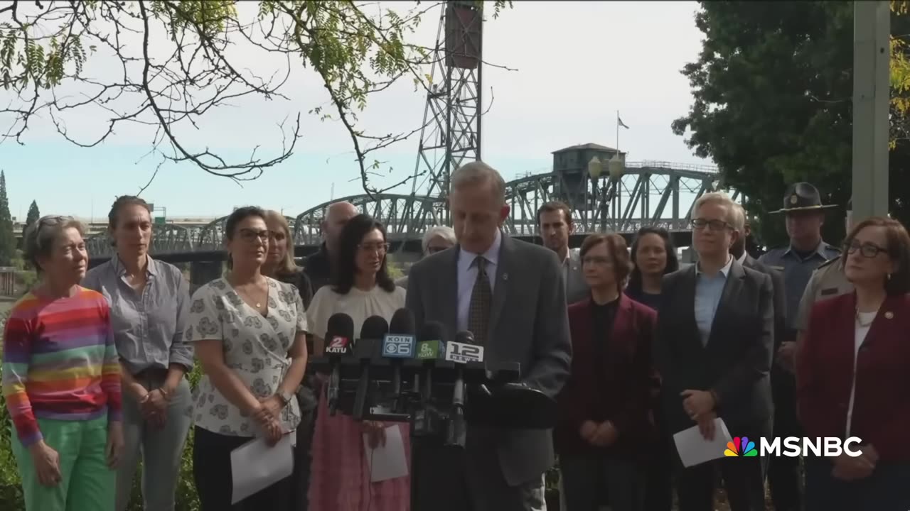 UNINVITED: OR Sen. Jeff Merkley SLAMS Trump's threat to send troops to Portland