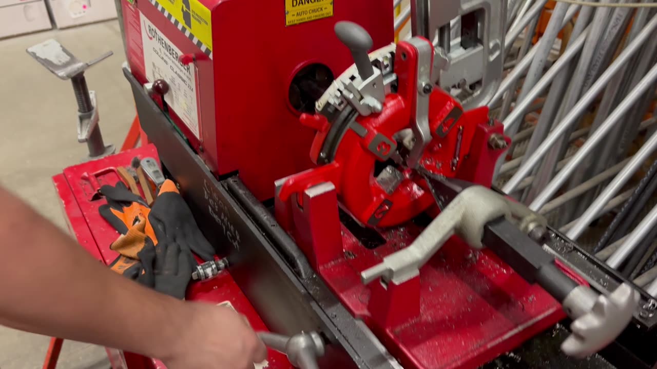 How to Use the Pipe Threader at Home Depot