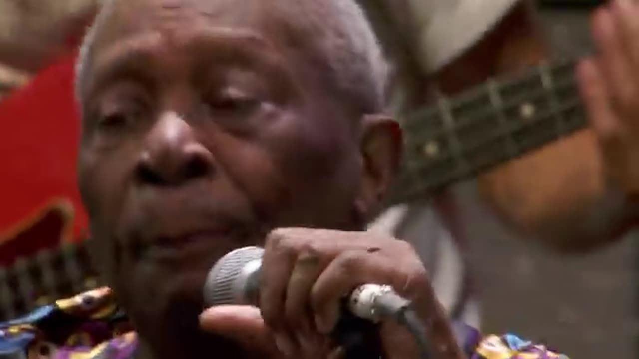 B.B. King - The Thrill Is Gone [Crossroads 2010] (Official Live Video)