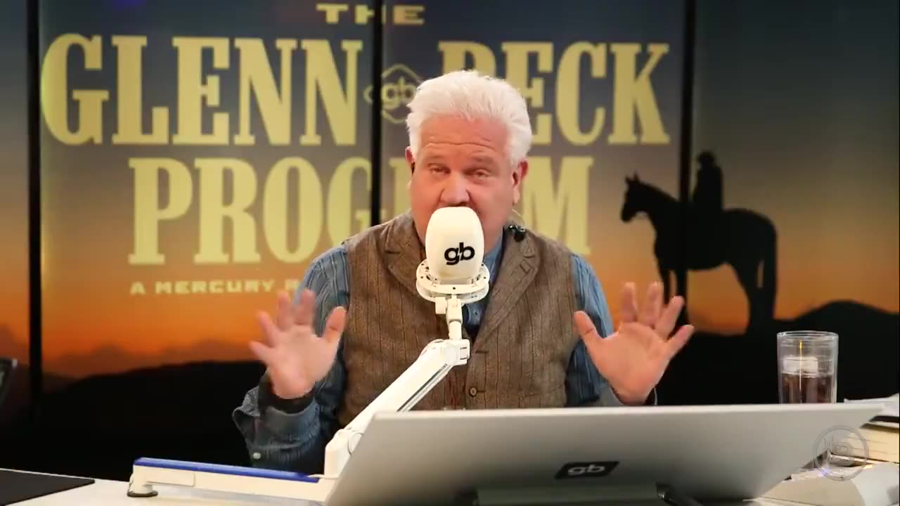 Glenn Beck's scathing message to WH press corps❗ "F you. Your time is up."