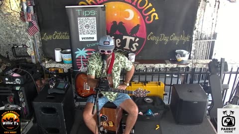 LIVE Music Everyday!