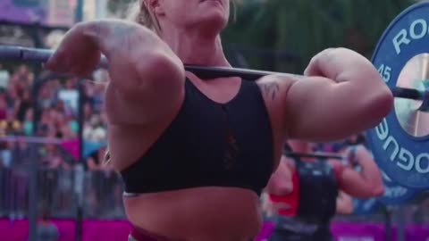 Dani Elle Speegle - BARBELL GIRL - Crossfit