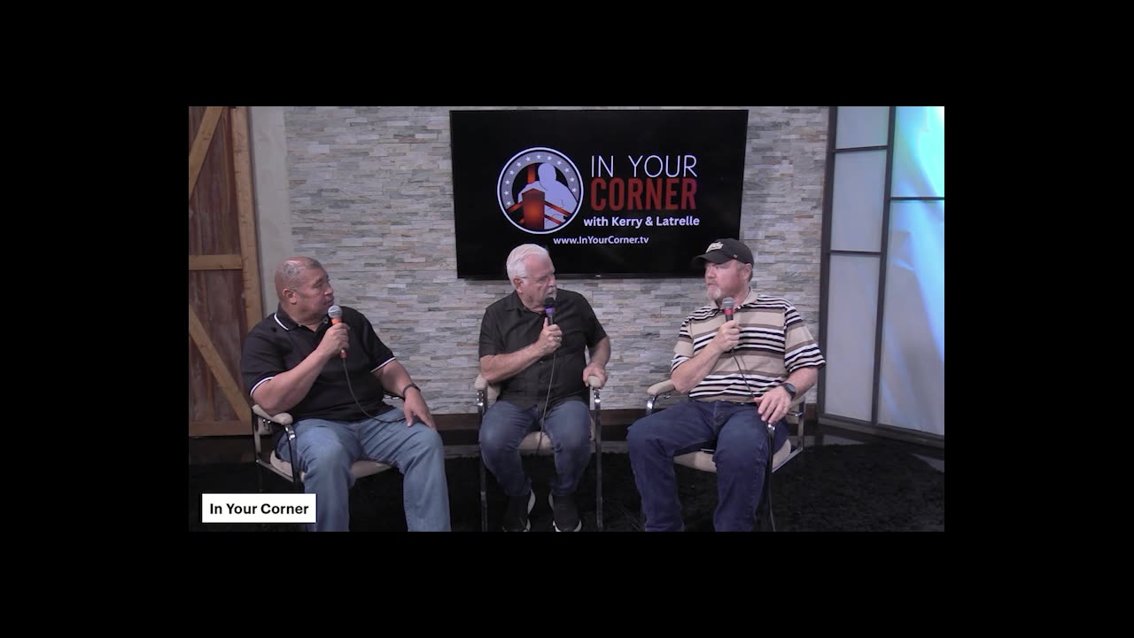 Champion Boxers Chat About Their Career with Kerry Pharr