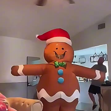 costume fart !! Try to not laugh 🤣💨