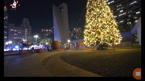 🪀yoYo🪀 🎅🎄🤶 TAKES CHAT DOWNTOWN L. A. FOR REAL IRL 12-1-25