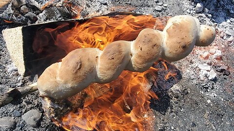 10 Ways to Cook Bread Over Campfire + Super Easy Bread Recipe! (Ultimate Camping/Survival Superfood)