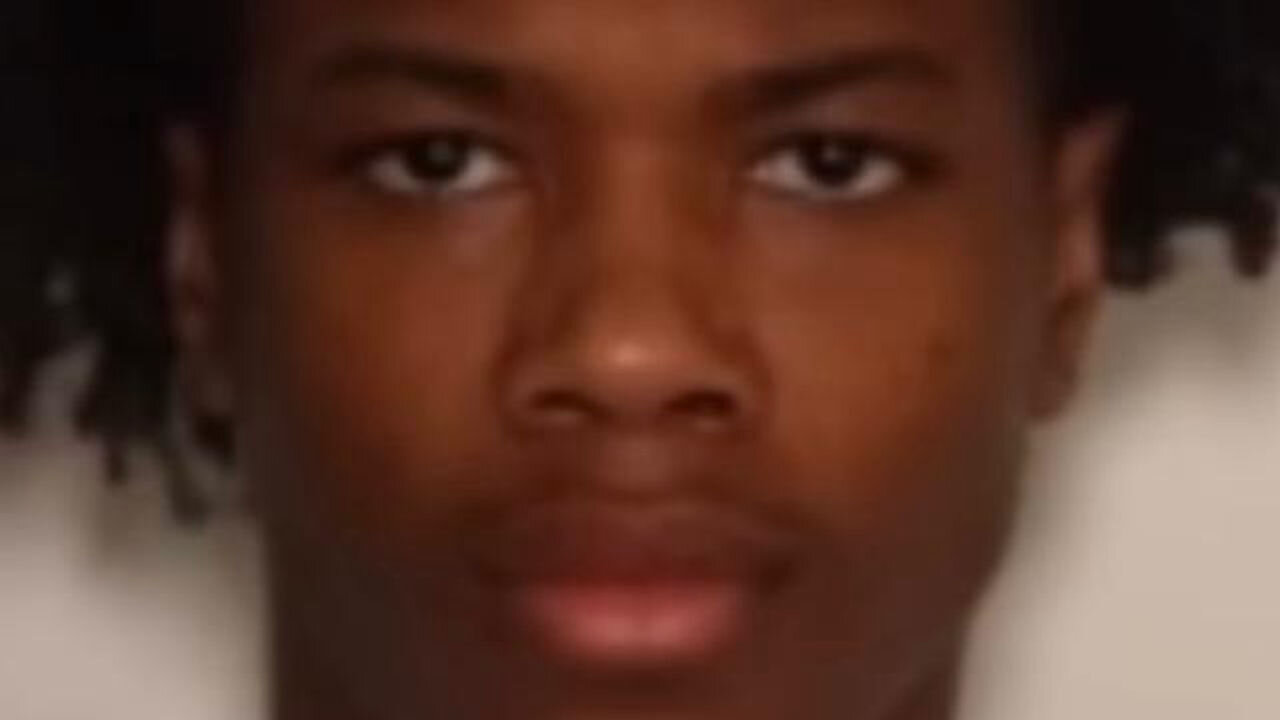 Nigger Named royal king Shoots Another Nigger Outside Of A Deli