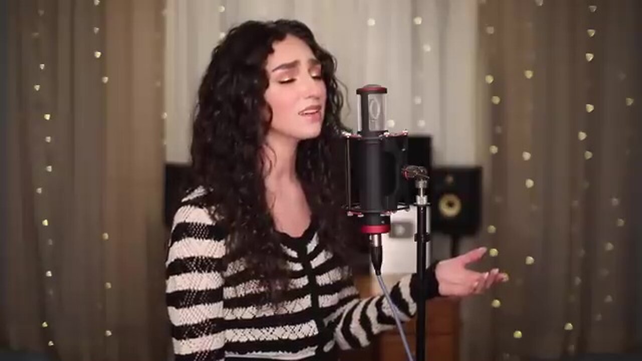 Chris Tomlin's Holy Forever : cover by Genavieve Linkowski : Gospel Music Rap Reaction