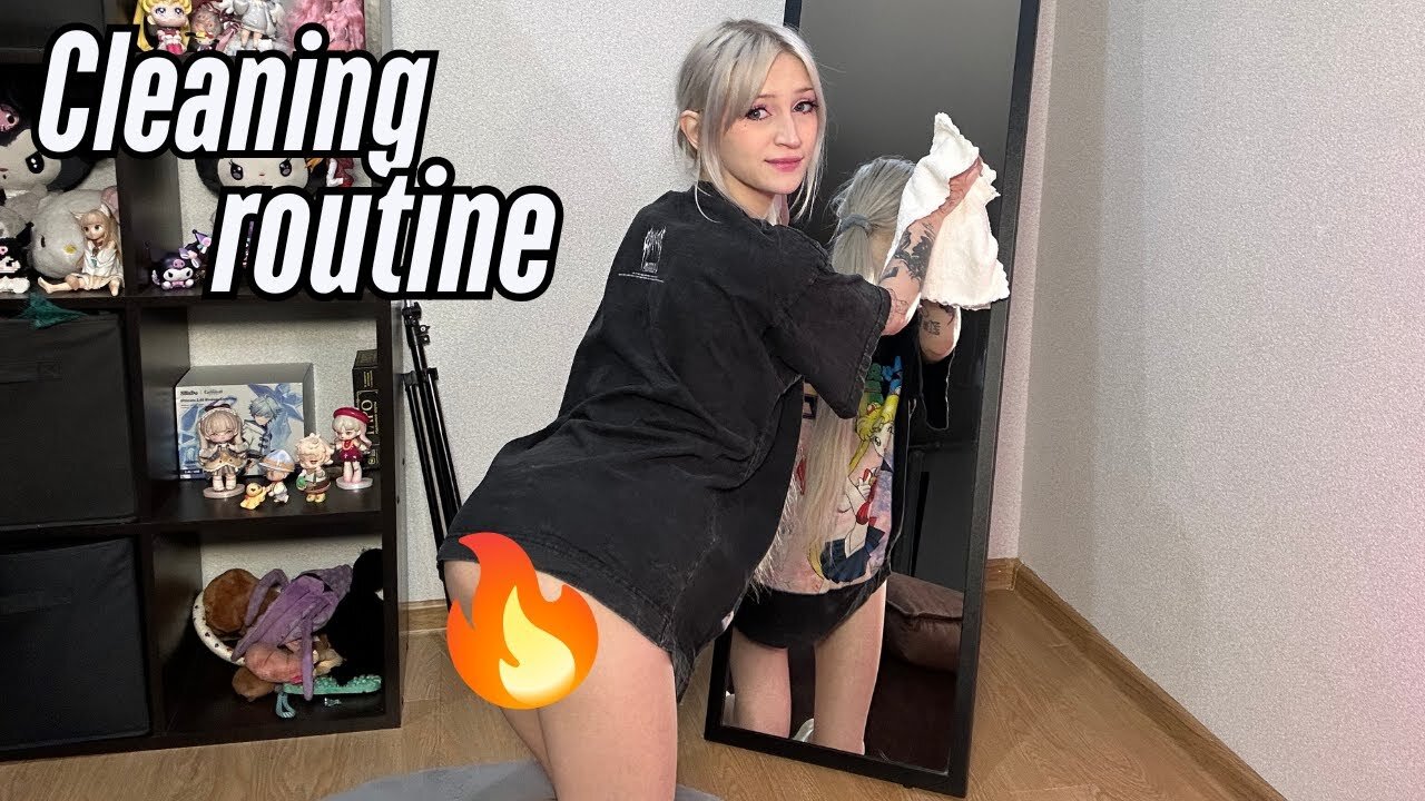4K Cleaning Mirror with Love | Clear and Relaxing View