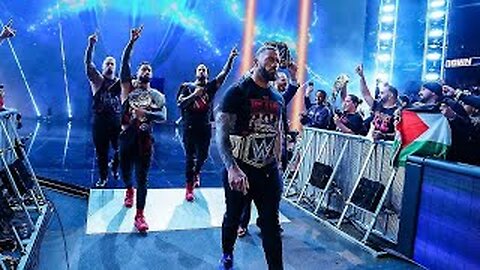 Roman Reigns’ Epic Entrance After War Games | WWE SmackDown, Dec. 16, 2022 🔥👑