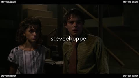 Stranger Things_S03E03_Chapter Three: The Case of the Missing Lifeguard