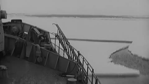 OPERATION, HIGH JU... - OPERATION, HIGH JUMP BARRIER; SKI EXPERTS DESCENDING NORTHWI - 428-npc-17756