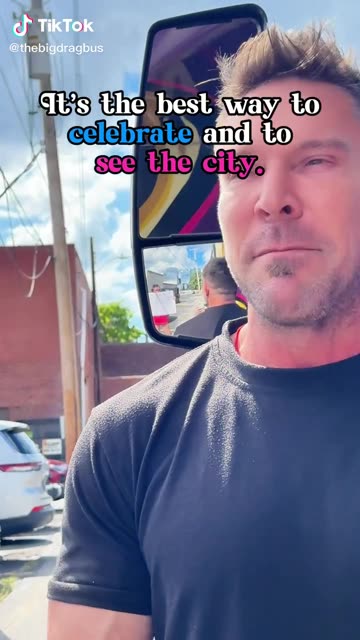 The big drag bus is the only party bus in Nashville