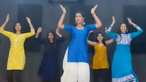 Pranjal Dahiya Viral Dance